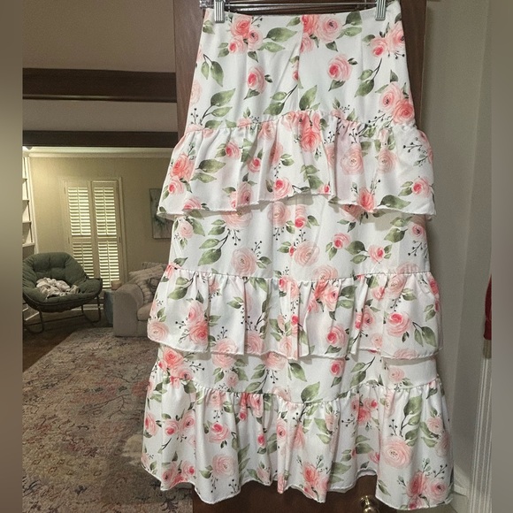 MK Boutique White and Pink Floral Maxi Skirt - Picture 1 of 3
